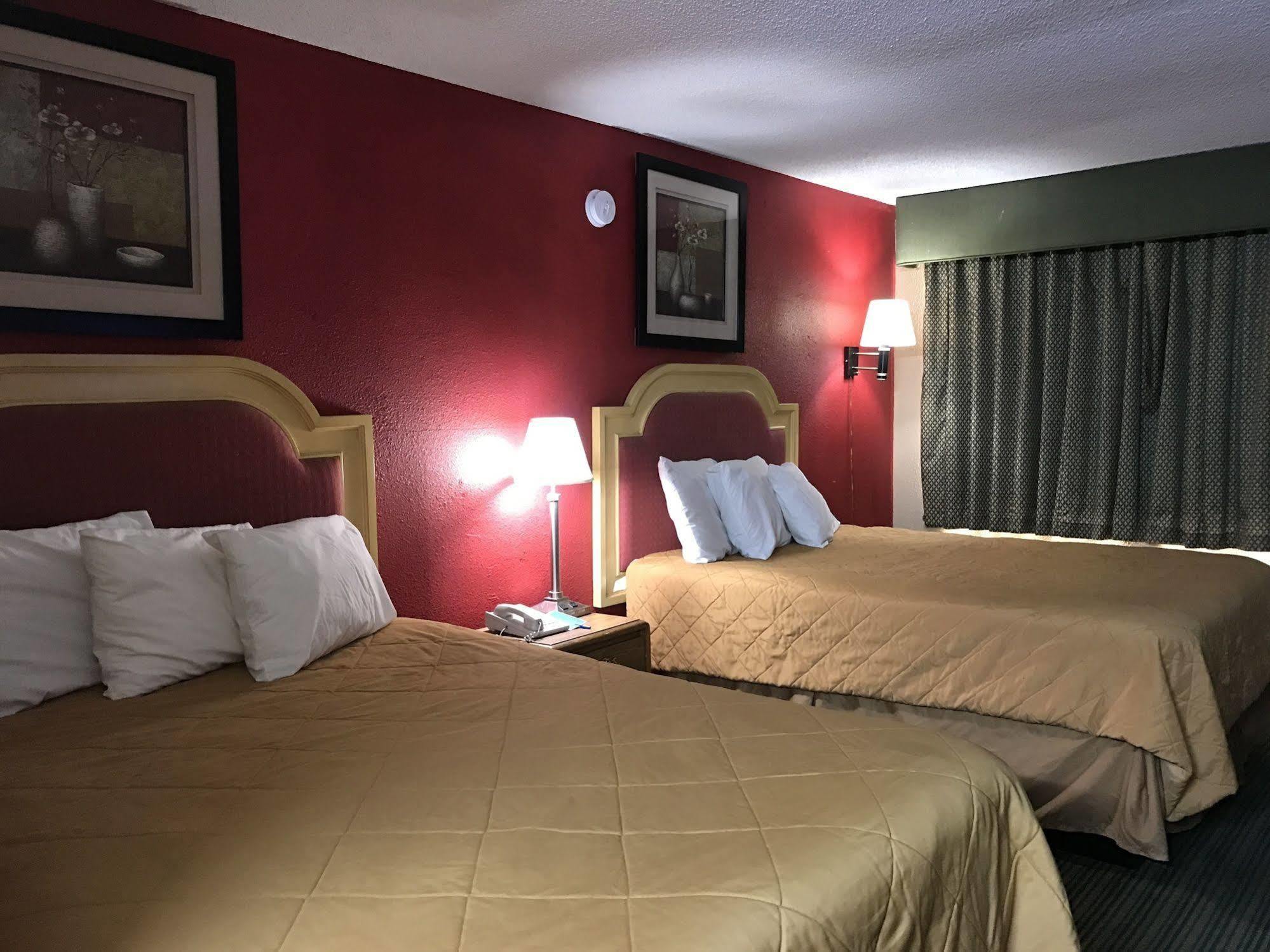 Rodeway Inn Hazlehurst Exteriör bild